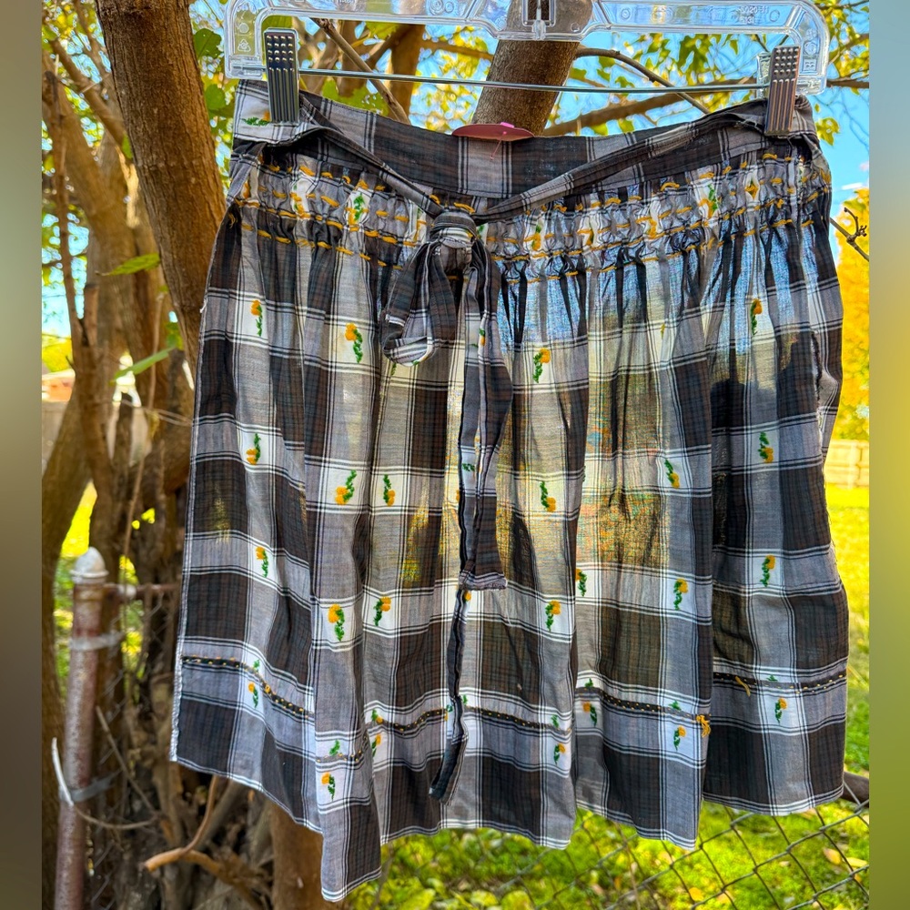 Gingham + yellow floral apron